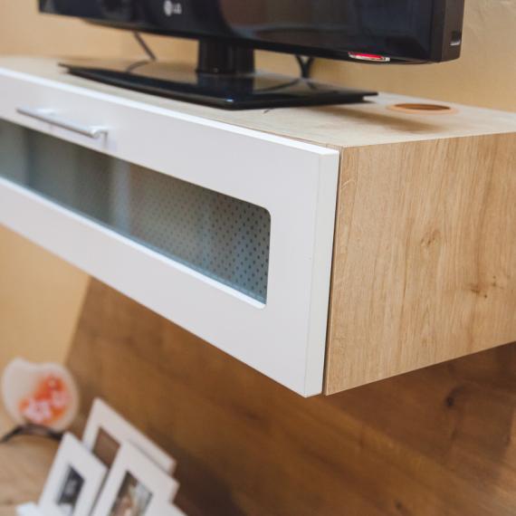 TV-állvány