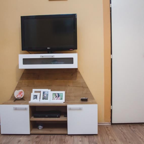 TV-állvány